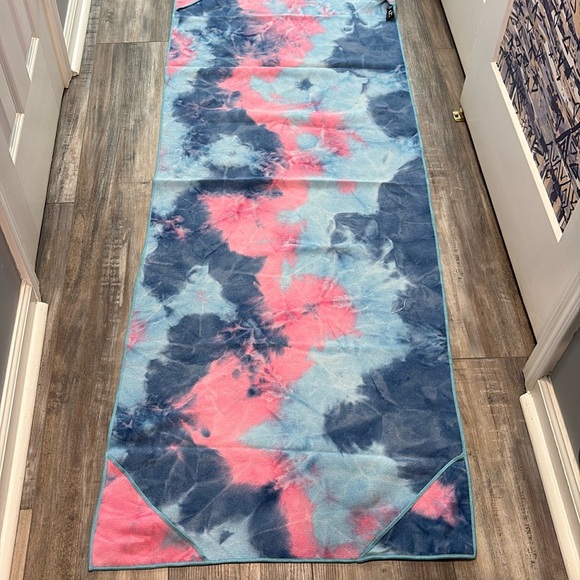 ewedoos Accessories - Ewedoos Yoga mat tie dye towel